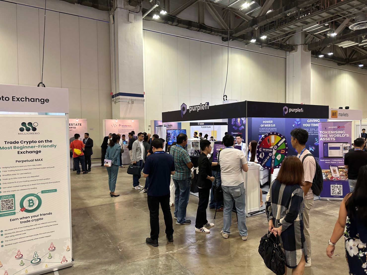AI Singapore and Digital and Intelligence Service MOU signing ceremony at Crypto Expo Asia 2023